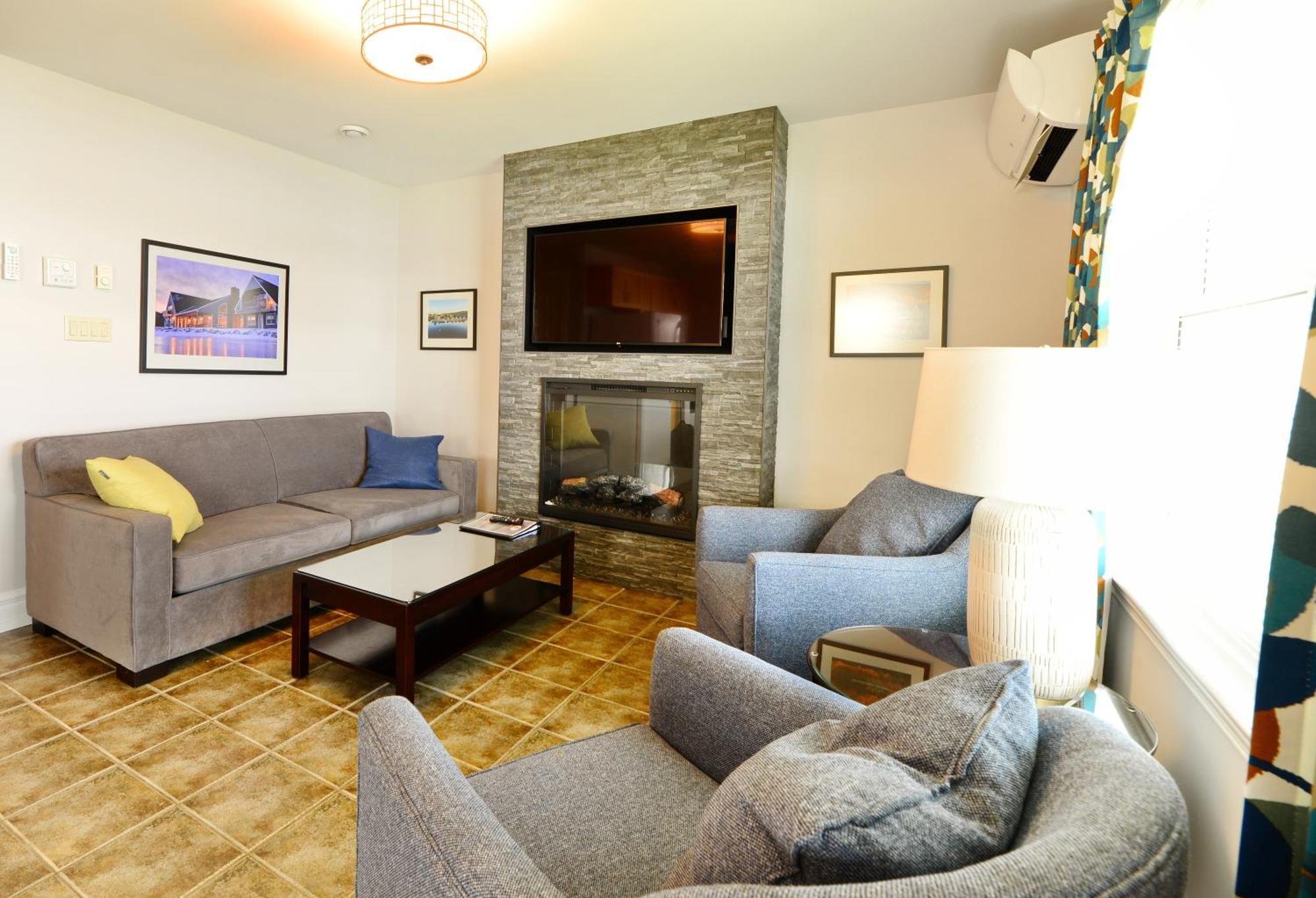 Keltic Quay Cottages & Bayfront Lodge Whycocomagh Bagian luar foto