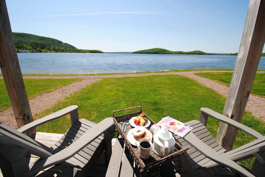 Keltic Quay Cottages & Bayfront Lodge Whycocomagh Ruang foto