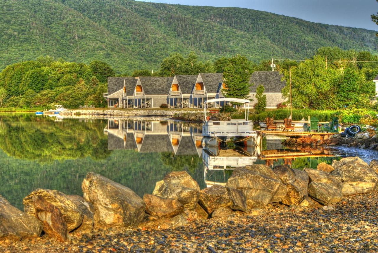 Keltic Quay Cottages & Bayfront Lodge Whycocomagh Bagian luar foto